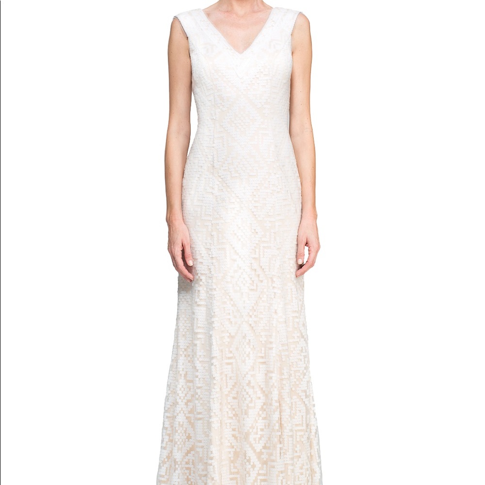 NWT Tadashi Shoji Milani Gown